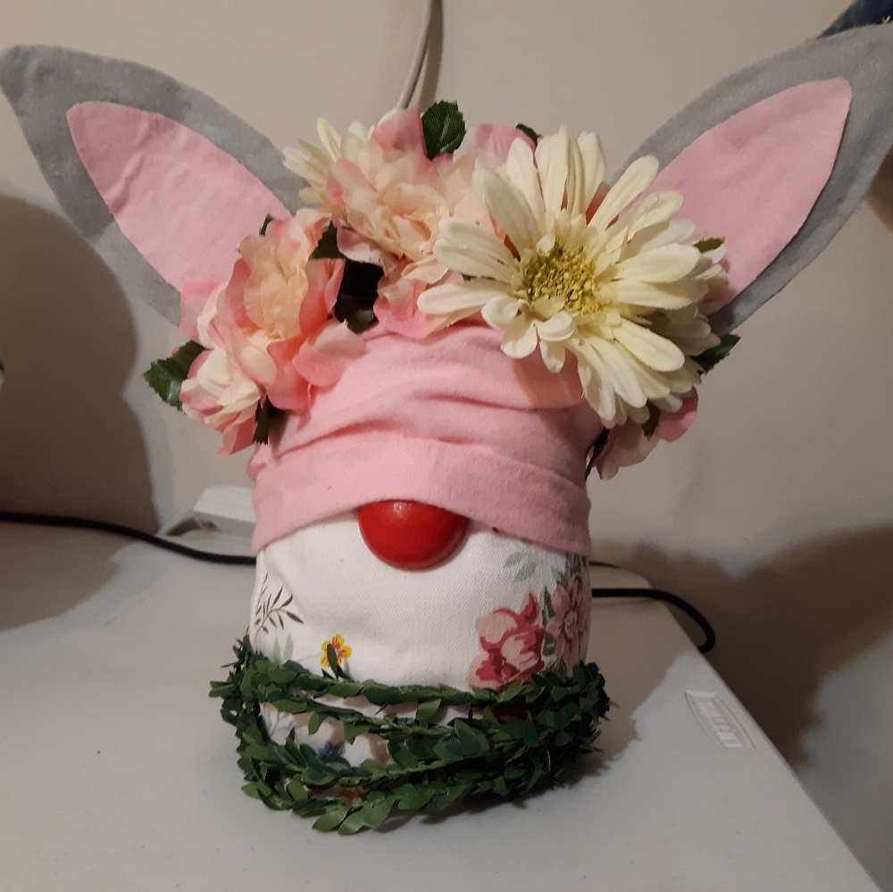 Handmade Gnomes - Picture 3 of 3